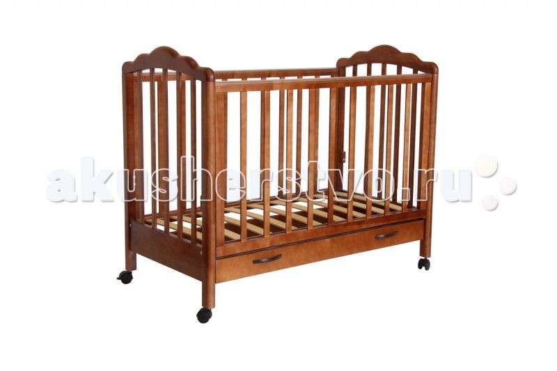 Детская кроватка Фея 620620 Детская кроватка Фея 620620Детская кроватка Фея 620 изготовлена из натурального материала с безвредным лакокрасочным покрытием. Механизм автостенки позволяет опускать боковую стенку одной рукой. Кроватка обеспечит малышу комфортный здоровый сон. У кроватки имеются колеса, при помощи которых ее просто перемещать по комнате. Характеристики: Два положения ложа АВТОСТЕНКА - механизм опускания одной рукой 4 колеса (два с фиксаторами) Материал: массив березы Размер ложа: 60 х 120 cм Кроватка отмечена наградами Знак качества Лучшее-детям, стала лауреатом всероссийской национальной премии лучших детских товаров Золотой Медвежонок в номинации Лучшая мебель.<br>