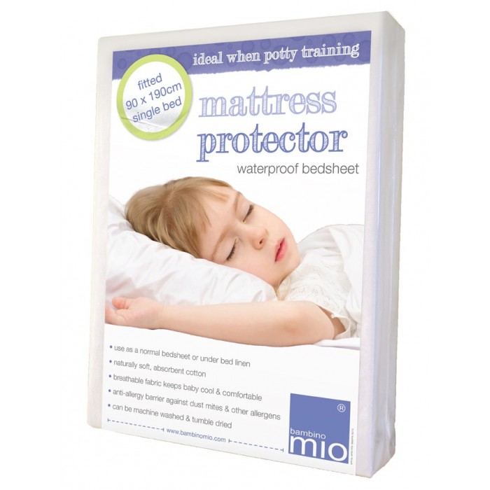 Bambino Mio Простынка для защиты матраса от промоканияПростынка для защиты матраса от промокания Bambino Mio Простынка для защиты матраса от промоканияПростынка для защиты матраса от промоканияПростынка Bambino Mio для защиты матраса от промокания. Особенности: Супермягкая Воздухопроницаемая Впитывающая Противоаллергическая 2-в-1 - простынку можно использовать самостоятельно и в качестве защиты матраса; Водонепроницаемый слой защищает матрас от происшествий; Мягкая поверхность хлопка не мнется; Служит защитой против пылевых клещей, которые могут вызвать аллергическую реакцию; Простынка воздухопроницаемая, что помогает поддерживать постоянную температуру для Вашего ребенка; Машинная стирка и сушка; Одобрено Oeko-Tex. Простынка мягкая на ощупь, выполнена из хлопка с лицевой стороны, имеет непромокаемый слой. Простынка посажена на мягкую резинку. Защита для матраса дает родителям и ребенку уверенность в спокойном сне в любое время суток. Состав: Основной слой – 50% хлопок, 50% полиэстер Боковые стороны: 100% полиэстер 552 - Защита Матраса 70х140 553 - Защита Матраса 90х190<br>