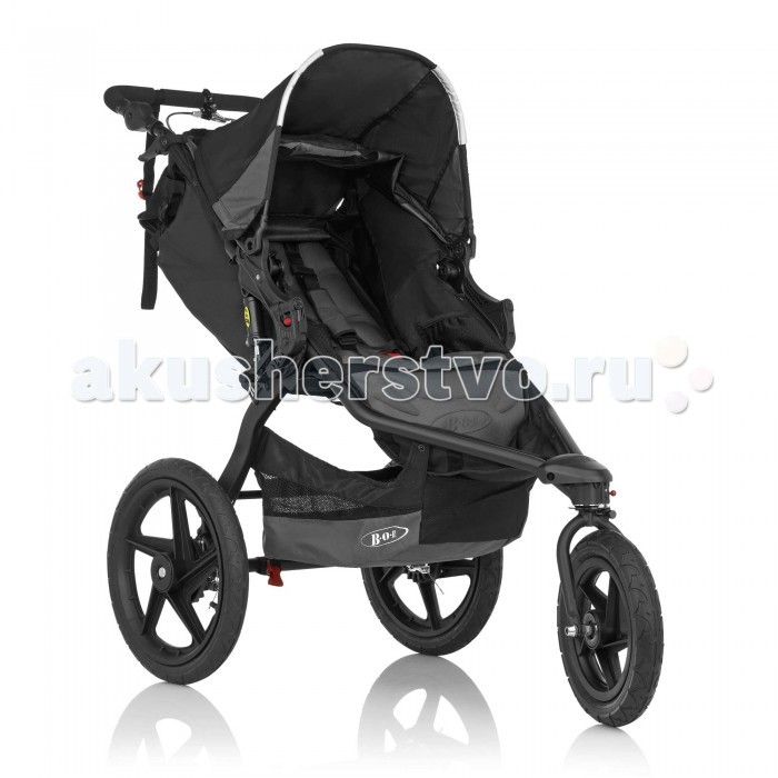 Прогулочная коляска BOB Revolution PRORevolution PRO Прогулочная коляска BOB Revolution PRORevolution PROКоляска BOB Revolution PRO имеет поворотное переднее колесо, обеспечивающее непревзойденную маневренность на любой дороге. Она идеально подходит для пробежек и катания на роликах, а также для ежедневных прогулок с ребенком по городу. Предназначена для детей до 3 лет. Прогулочный блок: предназначен для детей от 6 месяцев съемное сидение с глубокой посадкой сидение раскладывается в лежачее положение удобная подножка регулируемый капюшон со смотровым окошком 5-ти точечные ремни безопасности с мягкими накладками водоотталкивающие, дышащие, прочные, гипоаллергенные ткани многопозиционный капюшон отделения для хранения вещей. Два внутренних кармана на сидении, один большой карман на спинке сидения и большая багажная корзина под сидением максимальная грузоподъёмность: ребенок - до 17 кг, наполнение корзины - до 4 кг, наполнение кармана - до 1 кг Ручка: регулируется по высоте на самой ручке есть специальный держатель, который одевается руку. Вы будете уверены - коляска не убежит далеко Колеса: пневматические с ниппелями автомобильного типа переднее поворотное с фиксацией великолепно подходит для быстрого маневрирования и крутых поворотов; зафиксируйте его в прямом положении, чтобы сделать коляску более устойчивой амортизаторы на цилиндрических пружинах с сердечником из упругих полимеров обеспечивают длину хода 7,5 см Шасси: облегченный алюминий новая конструкция рамы. Черная рама коляски обладает стильным и спортивным дизайном, а также имеет плавные обтекаемые формы высокопроизводительные элементы подвески для плавной езды отличная амортизация барабанный ручной тормоз. Новый тормоз обеспечивает дополнительное торможение прочная стальная рукоятка и блокировочный штифт для переключения между городским и спортивным режимом компактная система складывания, простой механизм сложения вместительная корзина для покупок Общие размеры коляски: в разобранном виде (вxдхш) 87-117х117-131х65 см в собранном виде (вхдxш) 30х90х65 см Диаметр колес: 40/30 см Вес: 12,8 кг<br>