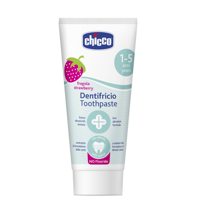 Chicco Зубная паста 50 млЗубная паста 50 мл Chicco Зубная паста 50 млЗубная паста 50 млChicco Зубная паста предназначена для малышей от одного года. Паста нежно очищает молочные зубки и ухаживает за ними, не повреждая эмаль. Характеристики: Не содержит консервантов, парабенов и соединений фтора В состав входит ксилит Паста безвредна при случайном проглатывании<br>
