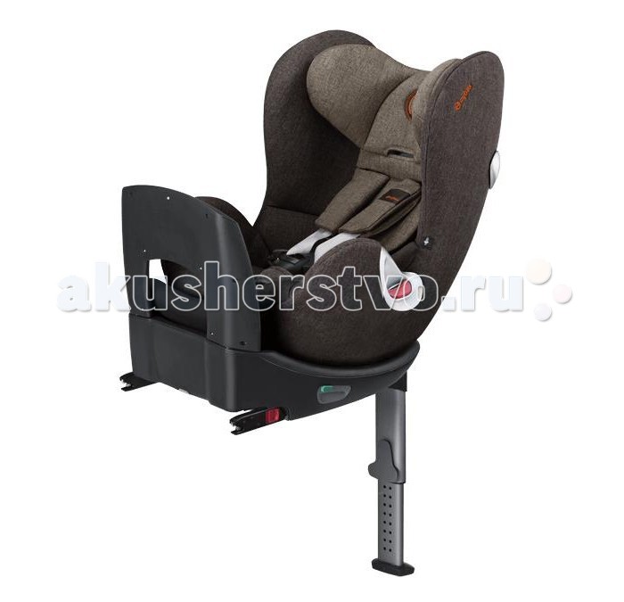 Автокресло Cybex Sirona PlusSirona Plus Автокресло Cybex Sirona PlusSirona PlusДетское автокресло Cybex Sirona Plus удостоено престижной награды Red Dot и претендует на звание лучшего автокресла 2 в 1, устанавливающегося как по ходу, так и против хода движения автомобиля. Согласно исследованиям, произведенным VTI (Шведский Национальный Научно-исследовательский Институт Дорог и Транспорта) и Trygg Trafikk (Норвежский Совет по безопасности Дорожного движения), установка автокресла в автомобиле против хода движения сокращает риск серьезных травм при лобовом столкновении более, чем на 80% по сравнению с обычным автокреслом группы 1. Характеристика: 5-точечные ремни безопасности с мягкими накладками в положении по ходу движения вместо пятиточечных ремней ребенок фиксируется при помощи защитного столика, не ограничивая ему свободы движений столик обеспечивает максимум защиты особенно при лобовом столкновении; при столкновении сила удара распределяется по защитному столику. Столик безопасности регулируется относительно автокресла, позволяя тем самым комфортно разместиться малышу постарше или в зимней одежде функция подтягивания системы замков усовершенствованная система циркуляции воздуха система дополнительной вентиляции обеспечит комфортную поездку при любой погоде оборудовано регулируемым подголовником (10 позиций), который легко поднимается по мере роста малыша система боковой защиты L.S.P. (Linear Side-Impact Protection) поглощает 20-25% энергии при боковом ударе механизм вращения на 360 градусов технология Seat-to-Chassis Connect (кресло — шасси) делает автокресло уникальным. Эта разработка позволяет иметь прямую связь между автомобилем и автокреслом. В случае аварии импульс от удара передается прямо в кресло, что позволяет активировать защитные меры у автокресла, таким образом, процесс смягчения, поглощения удара начинается на самой ранней стадии регулируемый наклон спинки (7 позиций в положении против движения и 5 позиций по ходу).Возможность изменять угол наклона одной рукой имеет дополнительную ногу-опору, которая придает автокреслу еще большую устойчивость легкий вес - легко переносится из одной машины в другую съемные чехлы можно стирать как вручную, так и в стиральной машине при температуре 30 С в режиме деликатной стирки Вес: 15 кг Размер: (Ш х В х Г) 44 х 69 х 53 см Крепление: устанавливается в автомобиле по ходу движения и против благодаря современным технологиям автокресло можно использовать долгое время против хода движения (с 0 до 9 кг) автокресло Sirona можно использовать по ходу движения, когда малыш подрос (с 9 до 18 кг) крепится в автомобиле системой Isofix , без применения штатаных ремней безопасности. Крепление Isofix обеспечивает дополнительную фиксацию автокресла в автомобиле. Помимо значительного повышения безопасности, система Isofix позволяет переводить автокресло в положение для отдыха, а так же фиксирует автокресло от перемещений когда в нем нет ребенка Соответствует европейскому стандарту безопасности ECE-R44/04 Коллекция Comfort : мягкая и уютная версия кресел серии Platinum представлена в 10 цветовых комбинациях. Коллекция Plus: отличается эксклюзивной расцветкой - прочная ткань с эффектом саржи в стиле деним.<br>
