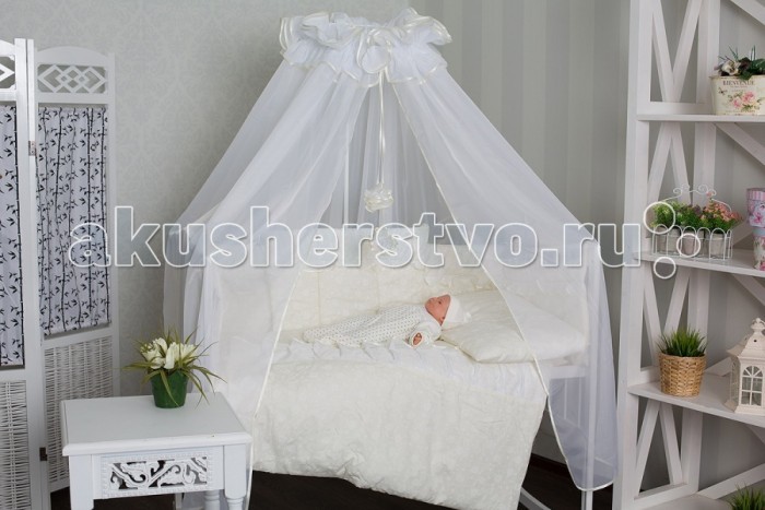 Комплект в кроватку GulSara 47 (7 предметов)47 (7 предметов) Комплект в кроватку GulSara 47 (7 предметов)47 (7 предметов)Комплект постельного белья 47 (7 предметов) включает все необходимые элементы для детской кроватки. Кроватка Вашего малыша будет неотразимой и очень уютной. Ведь в комплект входит все необходимое для крепкого и безопасного сна малыша. Комплект сшит из 100% натуральных материалов с соблюдением высоких стандартов качества. Ткань из 100% хлопка не только мягкая и шелковистая, но так же не электризуется, долговечная и легко стирается. Характеристики: Материал: бязь, вуаль. Отделка: рюши, атласная лента. Наполнитель: синтепон (борта, подушка, одеяло). Комплектность: комплект раздельных бортов 360х40х55 см подушка 40х60 см одеяло 110х140 см пододеяльник 110x140 см простынь 100x140 см наволочка 40x60 см балдахин 160х400 см<br>