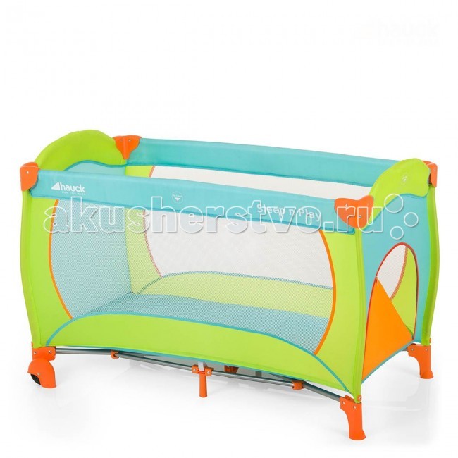 Манеж Hauck Dreamn Play Go PlusDreamn Play Go Plus Манеж Hauck Dreamn Play Go PlusDreamn Play Go PlusСпециальные двойные замки безопасности предохраняют Hauck Dreamn Play от случайного складывания. Легкая система складывания по принципу зонтика, позволяет очень быстро сложить и разложить манеж. Для дополнительной устойчивости и безопасности ребенка предусмотрены дополнительные центральные ножки. Мягкие, прозрачные боковые стенки свободно пропускают воздух и позволяют не только присматривать за ребенком, но и позволяют Вашему малышу не чувствовать себя одиноким. С манежем Dreamn Play Go Plus Вашему ребенку будет удобно и комфортно спать как дома, так и в путешествиях. Во время бодрствования, малыш может самостоятельно вылезать благодаря специальному лазу, который застегивается на молнии. Вы можете легко перемещать манеж по квартире благодаря 2 колесикам. Манеж Dreamn Play Go Plus легко раскладывается и компактно складывается, благодаря чему не займет много места для хранения. В комплект входит сумка для транспортировки. Манеж идеален для путешествия и визитов к бабушкам. Также в комплект входит матрасик для сна. В комплекте: сумка-чехол с ручками для удобной транспортировки и складывающийся матрас. Размеры кроватки в разложенном виде (ДхШхВ): 125 x 65 x 76 см. Размеры кроватки в сложенном виде (ДхШхВ): 23 x 24 x 76 см. Вес кроватки: 9.8 кг. С рождения до 15 кг.<br>