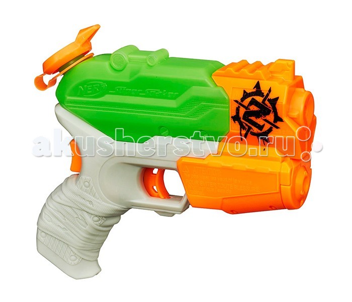 Nerf Hasbro Супер Сокер ОгнетушительHasbro Супер Сокер Огнетушитель Nerf Hasbro Супер Сокер ОгнетушительHasbro Супер Сокер ОгнетушительNerf Hasbro Супер Сокер Огнетушитель. Водный бластер Nerf Супер Сокет относится к серии Zombie Strike - почувствуй себя настоящим охотником на оживших мертвецов! Дизайн выполнен в ярком сочетании белого, салатового и оранжевого цветов, а на корпусе стоит логотип серии. Несмотря на небольшие размеры, Супер Сокет Огнетушитель - очень мощное оружие. У него вместительный бак - туда можно залить до 118 мл. воды. А струя бьет на расстояние до 6 метров! Бластер оснащен подсветкой бака - даже в темноте будет всегда видно, сколько воды еще осталось. Основные характеристики: дальность выстрела - 6 метров вместительность бака - 118 мл оснащен подсветкой бака для работы подсветки необходимо 3AAA батарейки (не входят в комплект).<br>