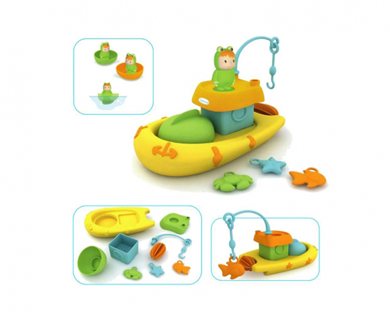 Smoby Набор рыбалкаНабор рыбалка Smoby Набор рыбалкаНабор рыбалкаРыбацкая лодка Cotoons – набор для ванны, который, впрочем, будет интересно использовать и на суше. В наборе рыбацкая лодка длиной 24 см с колесиком-мотором на корме. У лодки сборный капитанский мостик, а на верхушке его закрепляется удочка, состоящая из двух частей. На конце удочки – крючок, которым нужно ловить морских обитателей: рыбку, крабика и звезду. У каждого из них есть колечко, за которое удобно цеплять крючок. На носу лодки размещается блюдце, которым можно лить воду, а можно посадить в него лягушонка. Капитан лодки – резиновый лягушонок Вабап. В комплекте: лодка, 2 части капитанского мостика, 2 части удочки, лягушонок Вабап, 3 зверушки, чашечка. Материал: пластмасса, резина. Возраст: от 12 месяев. Размер игрушки: 24*16*14,5 см<br>