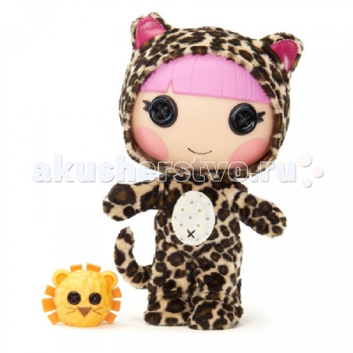 Lalaloopsy Littles Кукла ЛьвенокLittles Кукла Львенок Lalaloopsy Littles Кукла ЛьвенокLittles Кукла ЛьвенокКукла Lalaloopsy Littles Львенок была сшита из одежды для сафари. Она любит ездить на сафари со своей старшей сестрой и играть со своим питомцем. Lalaloopsy Львенок немного дикая, что очень забавно – она любит рычать, как настоящий львенок, бегать за своим хвостом и частенько устраивает охоту за конфетами! Кукла Львенок – младшая сестренка Лалалупси Дрессировщицы (Kat Jungle Roar). Она одета в забавный мягкий костюмчик леопарда, с ушками и хвостиком. Львенок – редкая куколка из серии Lalaloopsy Littles. В комплекте – питомец, львенок Красочный плакат Высота куклы– 18 см. У нее подвижные ручки и ножки. Голова вращается на 360 Поставляется в упаковке в виде домика<br>