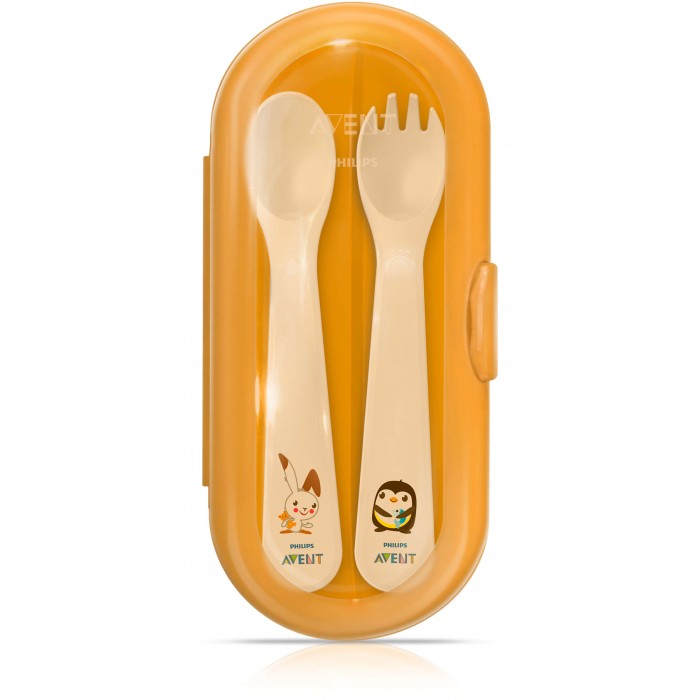 Philips-Avent Набор столовых приборов 65690/SCF718/00Набор столовых приборов 65690/SCF718/00 Philips-Avent Набор столовых приборов 65690/SCF718/00Набор столовых приборов 65690/SCF718/00Дорожный набор детских столовых приборов Philips-Avent SCF718/00 идеально подходит для того, чтобы обучить малыша принимать пищу самостоятельно. Он очень удобен в использовании, так как ручки изготовлены из нескользящего материала, благодаря этому удобно располагается в руке и на тарелке. Незаменимая вещь для мам в поездке и на прогулке. В набор входит детская ложечка, вилочка и дорожный футляр, который обеспечит чистоту приборов. Форма столовых приборов разработана специально для маленьких ротиков и нежных десен и обеспечивает комфортное и деликатное кормление малышу. Материал: полипропилен (без бисфенола-А)<br>