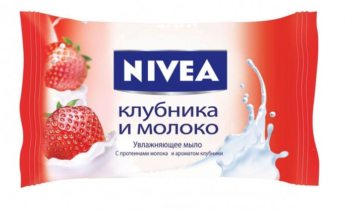 Nivea Мыло-уход Клубника и молоко 90 гМыло-уход Клубника и молоко 90 г Nivea Мыло-уход Клубника и молоко 90 гМыло-уход Клубника и молоко 90 гПобалуйте свою кожу ухаживающим мылом от известной торговой марки Nivea. Оно нежно очищает, не оставляя чувства стянутости, увлажняет, делает кожу мягкой и гладкой. Cодержит ценные молочные протеины, обладает приятным легким ароматом свежей клубники, который понравится всем членам семьи. Хорошо пенится даже в холодной воде, избавляет от жирного блеска, легко смывается с кожи. Мыло-уход Nivea станет одним из любимых средств для душа, оно подарит коже ощущение чистоты и свежести. Особенности: Для всех типов кожи. Для ванны и душа. Содержит молочные протеины. Приятный аромат клубники. Nivea является одной из ведущих мировых компаний в области средств по уходу за кожей. Nivea заботится о потребителях, предлагая им совершенные и инновационные продукты. В исследовательском центре компании работает более 150 специалистов в области дерматологии и косметологии, фармакологии и химии. Косметическая продукция совершенствуется благодаря регулярным лабораторным исследованиям и многочисленным тестам.<br>