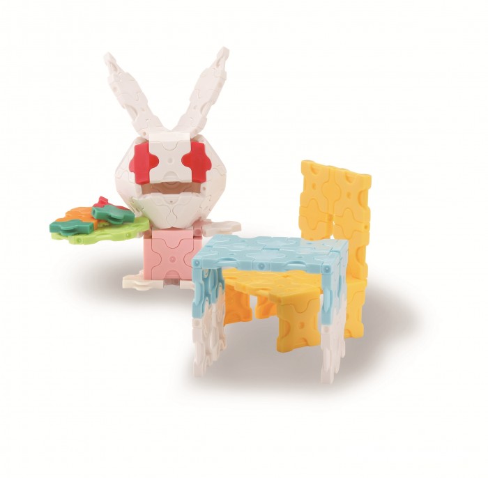 Конструктор LaQ Sweet Collection Bunny Кролик (175 деталей)Sweet Collection Bunny Кролик (175 деталей) Конструктор LaQ Sweet Collection Bunny Кролик (175 деталей)Sweet Collection Bunny Кролик (175 деталей)Конструктор LaQ Sweet Collection Bunny Кролик (175 деталей). Эти детали помогут Вам собирать движущиеся модели: машины, самолёты, мотоциклы и т.д. Детали всех конструкторов LaQ совместимы между собой, то есть разные наборы великолепно дополняют друг друга и значительно расширяют количество моделей, которые можно собрать. Время, проведенное в творчестве с конструктором LaQ – это не только время радости, творчества и вдохновения, но и время для развития полезных навыков ребенка, увлекательной подготовки к школе, развития мелкой моторики рук, выработки аккуратности, усидчивости, внимательности. В наборе 175 деталей.<br>