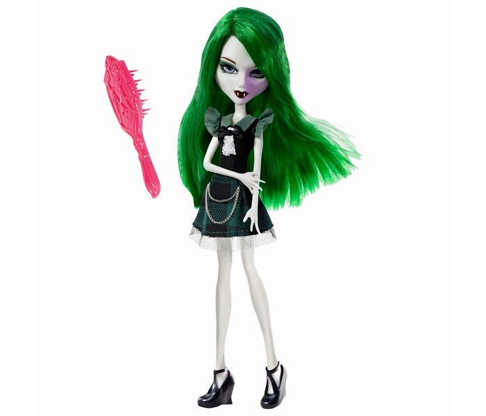Mystixx Кукла Vampires Калани с одеждойКукла Vampires Калани с одеждой Mystixx Кукла Vampires Калани с одеждойКукла Vampires Калани с одеждойКукла мистикс вампир Калани с одеждой Калани - застенчивая девочка-вампир, что уже само по себе звучит оригинально, являющаяся дочкой профессора. Девочка находилась на домашнем обучении, поэтому она опасается незнакомцев и любит тихие места. Куклы Mystixx - создания крайне таинственные. Их отличительная черта - это два противоположных облика. Первый кукла принимает днем, он отличается жизнерадостностью и яркостью. Ночью же кукла принимает мрачный и пугающий вид. Для смены облика достаточно повернуть голову. Калани очень умна и находилась на домашнем обучении вплоть до средней школы. При этом она крайне застенчива, особенно в окружении малознакомых. По этой причине Калани чувствует себя наиболее комфортно в тихих местах. Родители девушки являются профессорами, чем и обусловлена ее одаренность. Кукла Mystixx Вампиры. Калани (Kalani) с одеждой одета в блестящую юбку, воздушную кофточку, накидку и сетчатые колготки, на ногах - длинные сапоги. В комплект входят два парика, расческа, очки, длинные сапоги и комплект одежды День и ночь, включающий юбочку и футболку. Руки, ноги и голова куколки подвижны.<br>