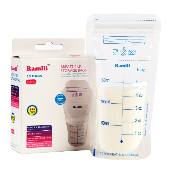Ramili Пакеты для хранения грудного молока Breastmilk BagsПакеты для хранения грудного молока Breastmilk Bags Ramili Пакеты для хранения грудного молока Breastmilk BagsПакеты для хранения грудного молока Breastmilk BagsПакеты для хранения и заморозки грудного молока Breastmilk Bags от английского бренда Ramili изготовлены по самым современным технологиям, стерильны и не содержат Бисфенол-А (BPA-free). Оснащены надежной тройной zip-застежкой, которая исключает протекание молока из наполненного пакета. В упаковке 20 стерильных пакетов. На пакете предусмотрены специальные поля для указания имени, объема и даты заморозки. Наполненный пакет можно ставить вертикально. Размер упаковки (ВхШхД), см 14 x 14 x 5 см, вес 0.2 кг<br>