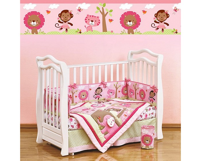 Комплект для кроватки Giovanni Shapito Pink Zoo (7 предметов)Shapito Pink Zoo (7 предметов) Комплект для кроватки Giovanni Shapito Pink Zoo (7 предметов)Shapito Pink Zoo (7 предметов)Shapito Pink Zoo (7 предметов) Комплект для детской кроватки из 7 предметов. Одеяло-покрывало декорировано вышивкой и тканевыми аппликациями. Бампер состоит из 4-х частей, что позволяет использовать его как по всему периметру кроватки в варианте для младенца, так и в варианте диванчика для подросшего малыша, чехлы не съемные. Простыня на резинке надежно закрепляется на матрасе и не позволяет складкам воздействовать на кожу ребенка Юбка придает изысканный внешний вид детской кроватке. Габаритные размеры Простыня натяжная на резинке: 120x60 см Бампер: 120x25 см - 2 штуки Бампер: 60x25 см - 2 штуки Одеяло - покрывало с аппликацией: 107x84 см Юбка декоративная: по периметру, высота 23 см.<br>