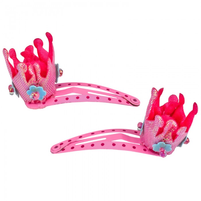 Spiegelburg Заколки для волос Prinzessin Lilifee 12129Заколки для волос Prinzessin Lilifee 12129 Spiegelburg Заколки для волос Prinzessin Lilifee 12129Заколки для волос Prinzessin Lilifee 12129Заколки убраны в маленькую красивую коробочку. На конце каждой заколки есть корона в виде очаровательной розочки. Розовой цвет заколок будет отлично гармонировать с волосами любого цвета и длины. Заколочки будут прекрасно сочетаться с другими украшениями и нарядами, они универсальны. Теперь ваша девочка сможет красоваться перед подружками своими роскошными волосами, которые украшены этими заколками. Основные характеристики: Размер: 6 х 6 х 2,5 см<br>