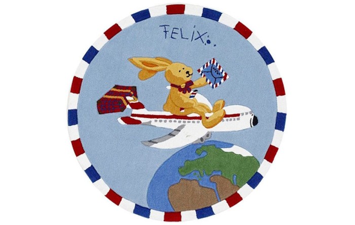 Boing Carpet Ковёр Felix 130 см 2934-01RКовёр Felix 130 см 2934-01R Boing Carpet Ковёр Felix 130 см 2934-01RКовёр Felix 130 см 2934-01RКовер Felix 130 см 2934-01R с ярким и красочным изображением милого кролика, обожающего путешествовать. Комфортный, теплый и уютный ковёр без сомнения принесет много положительных эмоций детям и взрослым. В состав волокон, используемых при его производстве входит Хитозан - вещество 100% натурального происхождения, обладающее антибактериальным свойством и нейтрализующее запахи. Высота ворса составляет 10 мм.<br>
