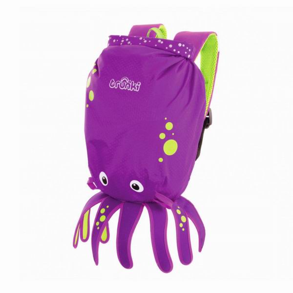 Trunki Рюкзак Осьминог PaddlePakРюкзак Осьминог PaddlePak Trunki Рюкзак Осьминог PaddlePakРюкзак Осьминог PaddlePakОтличное решение для отдыха. Ребенок может взять все необходимое с собой в поездку в этом рюкзачке. Подойдет для занятий спортом и плаванием. Материал водонепроницаемый, поэтому вы можете быть спокойны за ребенка. Имеет широкую горловину для удобства складывания вещей. Внутри вместительный карман. Сделан в форме осьминожки, у которого на плавнике есть небольшой карман на молнии. Размеры рюкзака: 49 х 41 х 20 см Вес 0,17 кг<br>