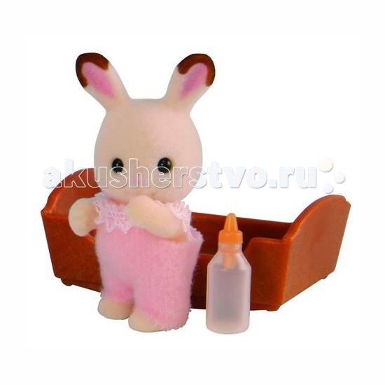 Sylvanian Families Игровой набор Малыш Шоколадный КроликИгровой набор Малыш Шоколадный Кролик Sylvanian Families Игровой набор Малыш Шоколадный КроликИгровой набор Малыш Шоколадный КроликЭтот замечательный малыш Шоколадный Кролик Sylvanian Families не может не понравиться. Он такой веселый и очень шоколадный. Он живет в волшебной стране Сильвании, где все жители - маленькие зверюшки - очень добрые и веселые. В Сильвании много зелени, цветов и повсюду слышен смех. Мама и папа очень любят малыша. Они играют с ним и заботятся о нем. Папа играет с крольчонком в веселые игры. А мама кормит его вкусным шоколадным молочком, для того чтобы он был еще более шоколадный. А по вечерам укладывает Малыша Шоколадного Кролика Sylvanian Families в маленькую, уютную колыбельку и поет красивые песни. В набор Sylvanian families Малыш Шоколадный Кролик входит: Малыш (5 см), бутылочка, колыбелька. Вся одежда легко снимается, ее можно стирать. Фигурки зверушек выполнены из приятного бархатистого материала, их можно купать. Головы и лапки двигаются, что делает игру еще более правдоподобной, сзади хвостики. Как и другие игровые наборы Sylvanian Families этот набор развивает у ребенка чувство ответственности и заботы, формирует представление о семейных ценностях. Сказочный мир игровых наборов Sylvanian Families разнообразен - это всевозможные зверюшки, у каждого из которых есть собственный дом, семья, работа. Состав семей в игровых наборах Sylvanian Families не ограничивается стандартным «папа, мама, ребенок», здесь есть даже бабушки и дедушки. Герои игровых наборов Sylvanian Families разнообразны: кролики, еноты, медведи, мыши, ежи, белки и многие другие. Однако разнообразием героев мир игрушек Sylvanian Families не ограничивается. Дома, предметы мебели, игрушечная еда и многие другие аксессуары представлены в ассортименте игрушек Sylvanian Families.<br>