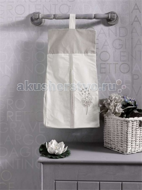 Kidboo Прикроватная сумка Blossom Saten VanillaПрикроватная сумка Blossom Saten Vanilla Kidboo Прикроватная сумка Blossom Saten VanillaПрикроватная сумка Blossom Saten VanillaПрикроватная сумка Kidboo Blossom Saten Vanilla В такой сумочке удобно разместятся, например, чистые подгузники или запасные пеленки. Сумка оригинального дизайна, очень практичная, с удобной застежкой. Ее можно подвесить не только на кроватку, но и на пеленальный столик, шкафчик, ручку двери - в любое удобное для мамы место. Материал: 100% хлопок Размер: 30х65 см<br>