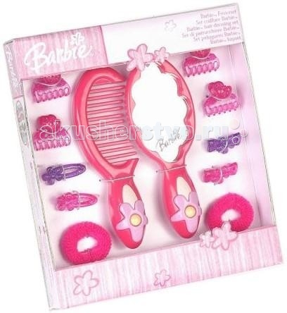 Klein Набор с зеркалом Barbie 12 предметовНабор с зеркалом Barbie 12 предметов Klein Набор с зеркалом Barbie 12 предметовНабор с зеркалом Barbie 12 предметовBarbie Набор с зеркалом 12 предметов/коробка. Набор с зеркалом Barbie Klein 5704 - это набор аксессуаров для волос, выполненный в розовой цветовой гамме, в стиле модной куколки Барби. В наборе есть все самое необходимое для создания стильных образов. Все его элементы изготовлены из высококачественного пластика. Klein Набор с зеркалом Barbie 5704 идеально подойдет для вашей малышки. В комплекте: расческа различные заколочки и резиночки расческа с зеркальцем. Особенности: все предметы набора изготовлены из высококачественного пластика и окрашены в красивые розовые тона набор упакован в подарочную коробку все предметы абсолютно безопасны для детей зеркало не бьется.<br>