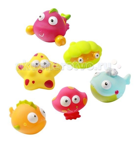 BabyOno Игрушки для купания Подводный мирИгрушки для купания Подводный мир BabyOno Игрушки для купания Подводный мирИгрушки для купания Подводный мирИгрушки для купания Подводный мир от BabyOno - обязательно понравятся Вашему малышу! Набор для ванны – это шесть очаровательных игрушек, которые сделают купание вашего крохи веселым, увлекательным и обучающим! Возьмите эту дружную команду с собой в ванну, когда соберетесь купаться. С ними можно устроить массу интересных игр или просто вдоволь наплескаться и набрызгаться! Особенности: изготовлены из безопасного материала высоко качества различные контрастирующие цвета рельефные поверхности и объемные элементы представлен 6-ю игрушками - представители водной стихии каждая игрушка является брызгалкой игры в воде налаживают работу нервной системы, нейтрализуют полученные в течение дня стрессы, благотворно сказываются на всестороннем и своевременном развитии малыша игрушки можно считать, сравнивать, угадывать, кто из них кто. Кроме того, в процессе игры малыш познакомится с цветами и формами примерный размер каждой игрушки из набора: 6х7 см - размеры отдельных игрушек незначительно отличаются друг от друга Наборы в ассортименте.<br>