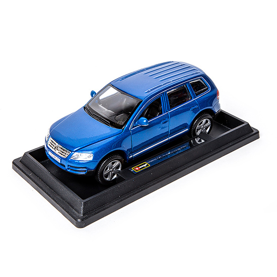

Bburago 1:24 Машина Volkswagen Touareg
